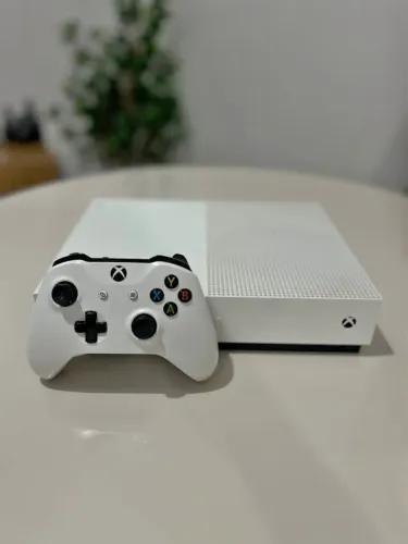 Xbox One S