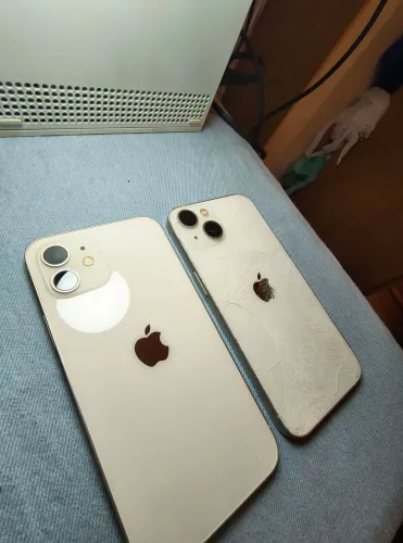 Vendo junto ou separado iPhone 12 e 13