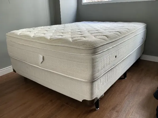 Cama de casal box