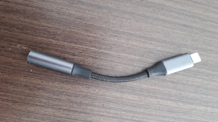 Adaptador tipo P2 IPhone. 