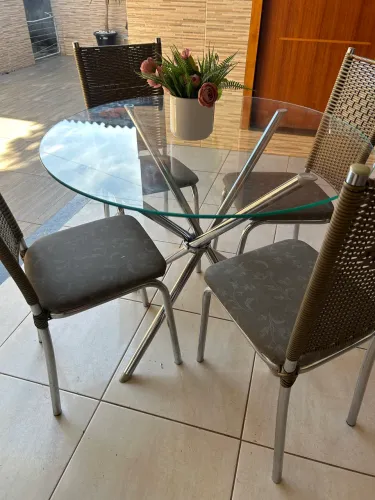 Mesa inox com 4 cadeiras 
