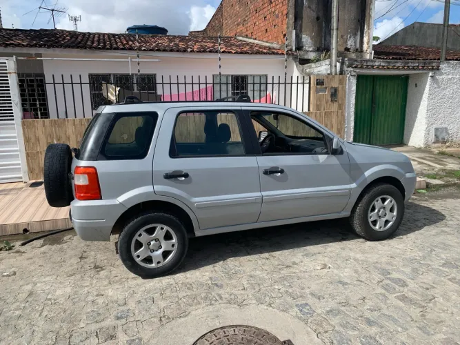 Ford Ecosport XLT 1.6/ 1.6 Flex 8V 5P 2004