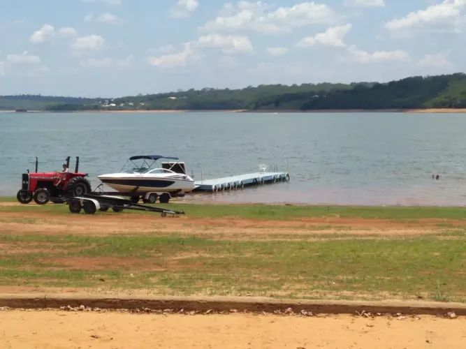 Terreno (Em condomínio) à Venda, 1000m² - Bairro Balneário Quintas do Lago em Cláudio