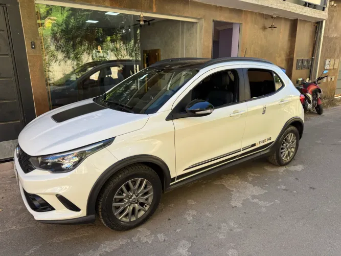 Fiat Argo Trekking 1.8 16V Flex AUT 2020