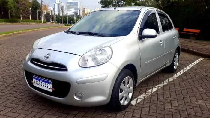Nissan March S 1.0 16V Flex Fuel 5P 2013