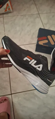 Tenis Filla tamanho 40