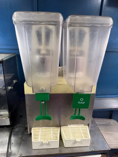 Refresqueira 2 Reservatórios 15 L cada