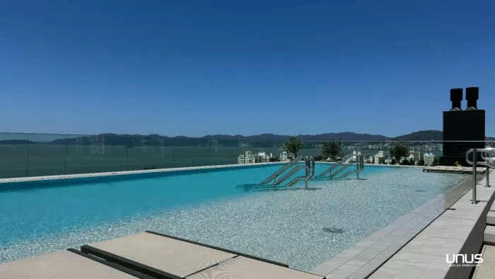 Apartamento com 2 quartos em Florianópolis