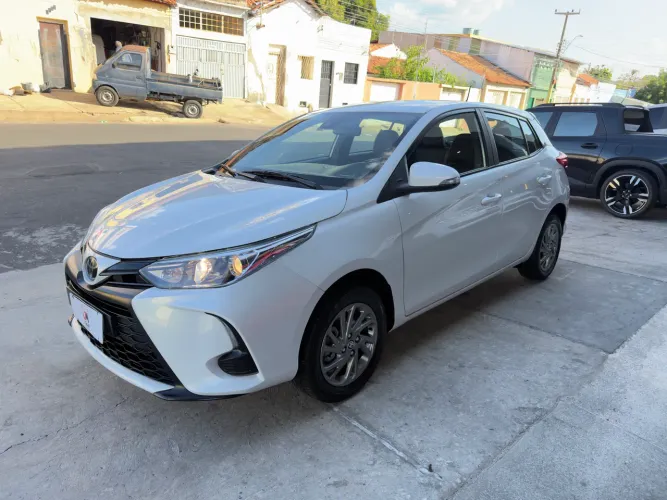 Toyota Yaris XS 1.5 Flex 16V 5P Aut. 2023