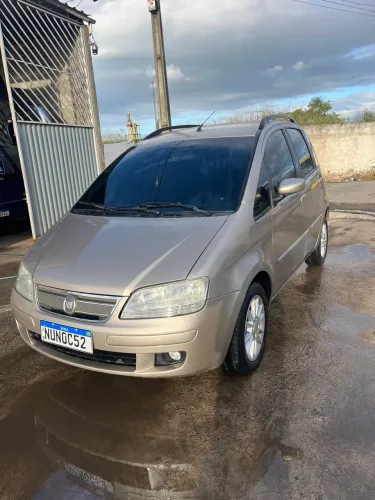 Fiat Idea ELX 1.4 MPI Fire Flex 8V 5P 2010