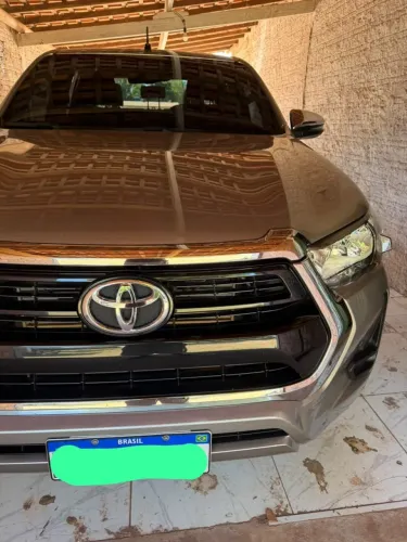 Toyota Hilux CD SRV 4X4 2.8 TDI Diesel Aut. 2024