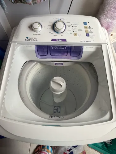 Máquina de lavar Eletrolux 10,5kg