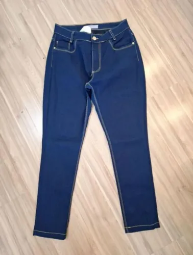 Calça jeans skinny 44