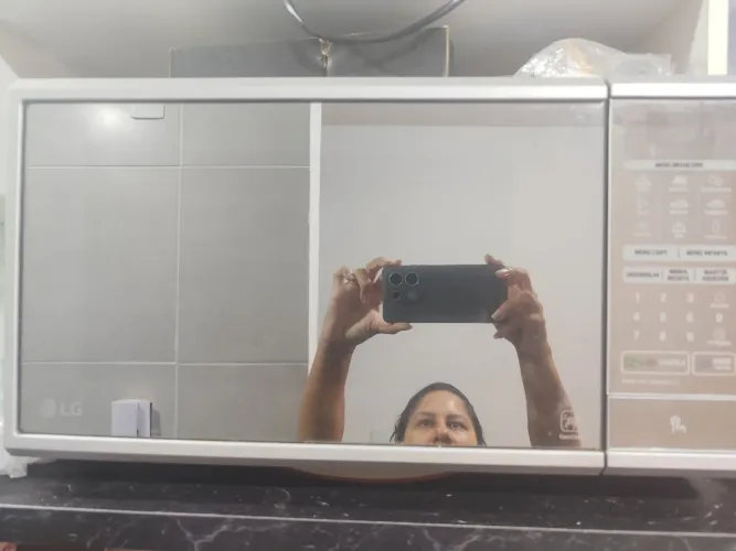 Microondas LG EaSy Clean espelhado 30litros