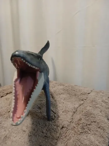 Dinossauro Mattel Jurassic World: Mosassauro Protetor dos Oceanos - 75 centímetros<br>
