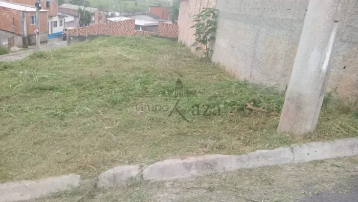 Oportunidade - Terreno - Recanto dos Eucaliptos - 387,14m².