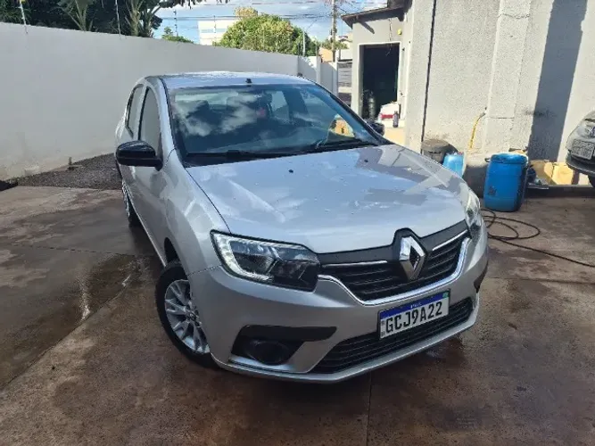 Renault Logan Zen Flex 1.0 12V 4P Mec. 2024
