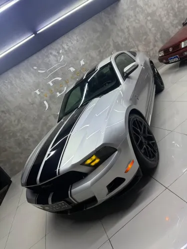 Ford Mustang V6 Premium 2011