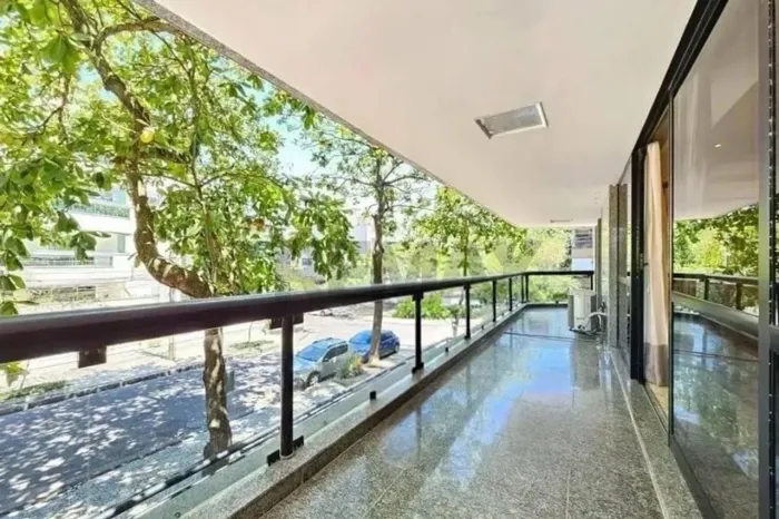 Jardim Oceânico - 3 quartos, 2 suítes - 209m² - 3 vagas