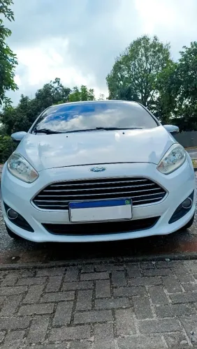 Ford Fiesta Sedan 1.6 16V Flex Mec. 2015