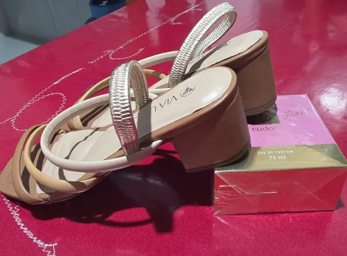 Sandalia Feminina Via uno