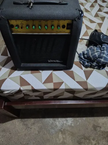 Venda de caixa amplificador 108w