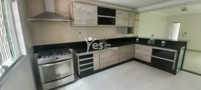 Sobrado com 248m², 3 suítes, 4 banheiros e 2 vagas - Vila Guiomar - Santo André REF: 19277
