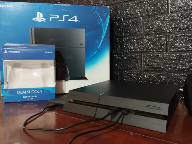 PS4 DESTRAVADO COMPLETO, UM CONTROLE ORIGINAL, VÁRIOS JOGOS, DESBLOQUEADO 