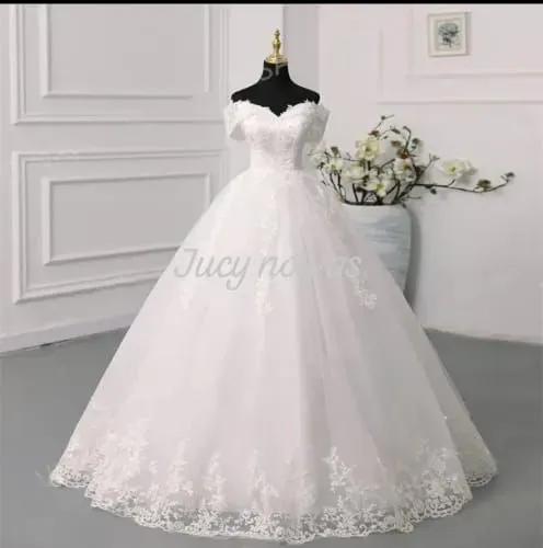 Ótima oportunidade, vestido de casamento.