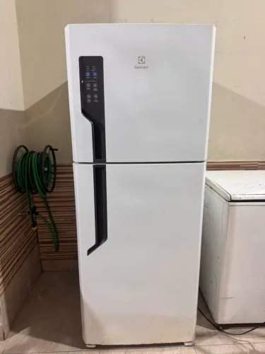 Vendo geladeira Eletrolux funcionando perfeitamente