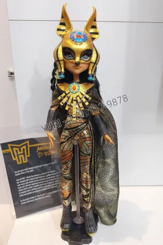 Monster High Cleo de Nile Haunt Couture Midnight Runway 
