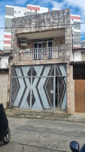 Casa no Cabula 3 suites, em condominio