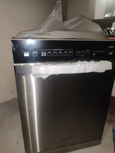 Vendo Máquina de lavar louça Brastemp blf14ar, 14 serviços inox 110, nova na caixa, nunca 