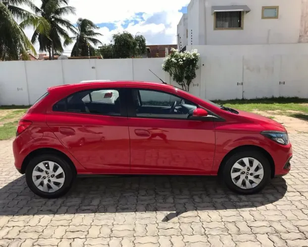 Chevrolet Onix Hatch LT 1.4 8V Flex Power Mec. 4P 2013