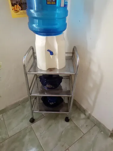Mesa com rodinhas