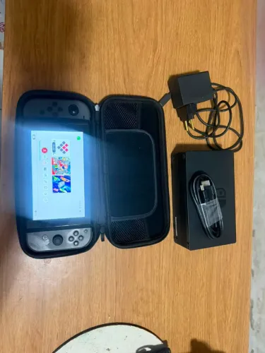Vendo Nintendo V2 DESBLOQUEADO