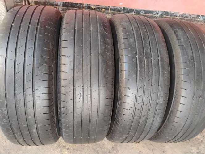 Vendo pneu aro 16 215/65/16