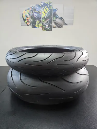 Pneus Michelin Power 2CT