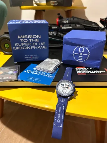 Omega x Swatch Moonwatch Super Blue Moonphase speedmaster