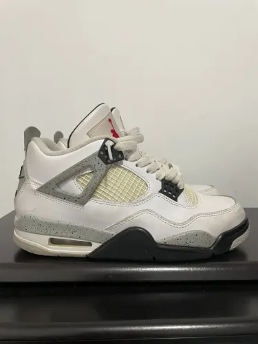 Tênis Air Jordan 4 Retro White Cement