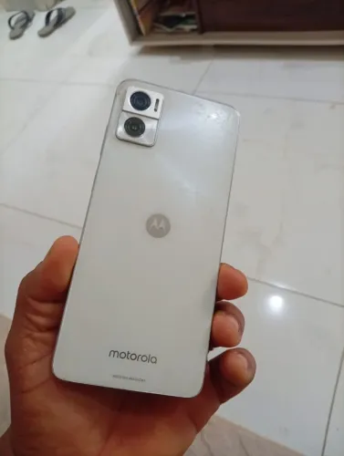 Celular Moto E 22