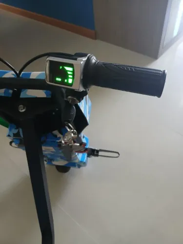 Triciclo elétrico 