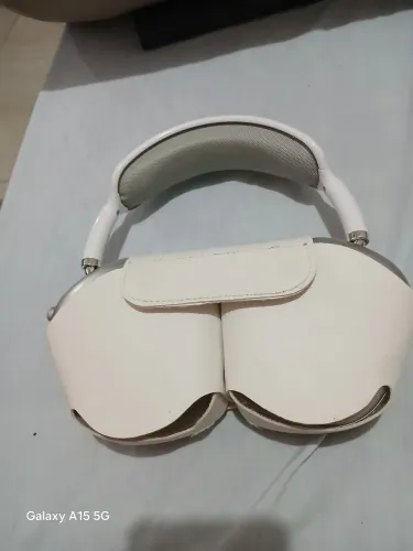 Fone de ouvido parecido com airpods max