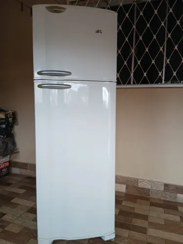 VENDO GELADEIRA DUPLEX - ÓTIMO ESTADO!