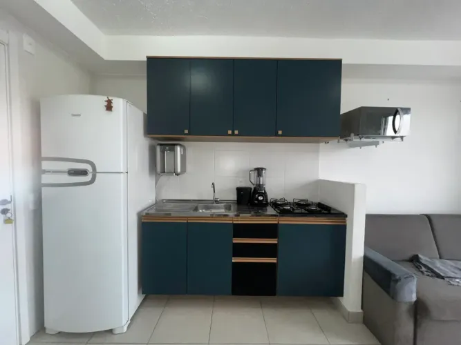 Imóvel para aluguel possui 38 metros quadrados com 2 quartos em Bom Retiro - São Paulo - S