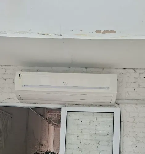 4 aparelhos Ar Cond. 33.000 BTU Split Hi Wall Inverter Springer Midea Quente e Frio - 220V