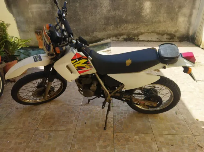 XR 200 - Ano 1999