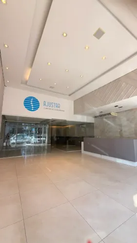 Imóvel comercial com 288m2! Infraestrutura e Visibilidade!! Imóvel para seu negócio de Suc
