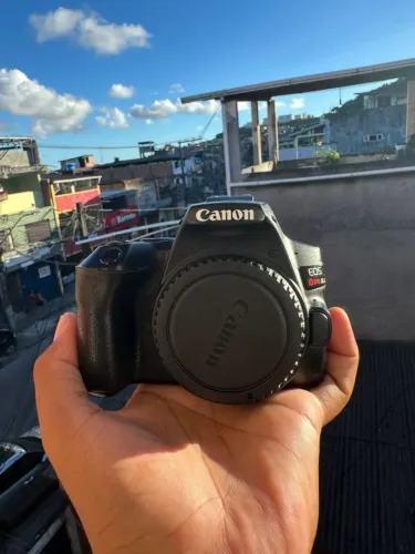 Canon EOS Rebel SL3