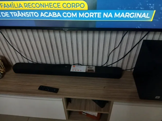 Vendo soundbar jbl novo com nota fiscal 750 a vista